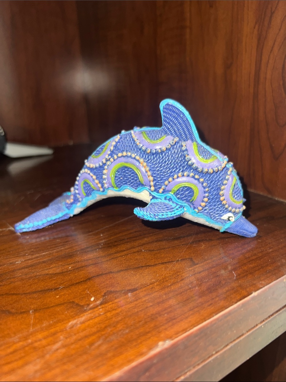 VINTAGE Huichol (?) MEXICAN FOLK ART BEADED DOLPHIN ART FIGURINE